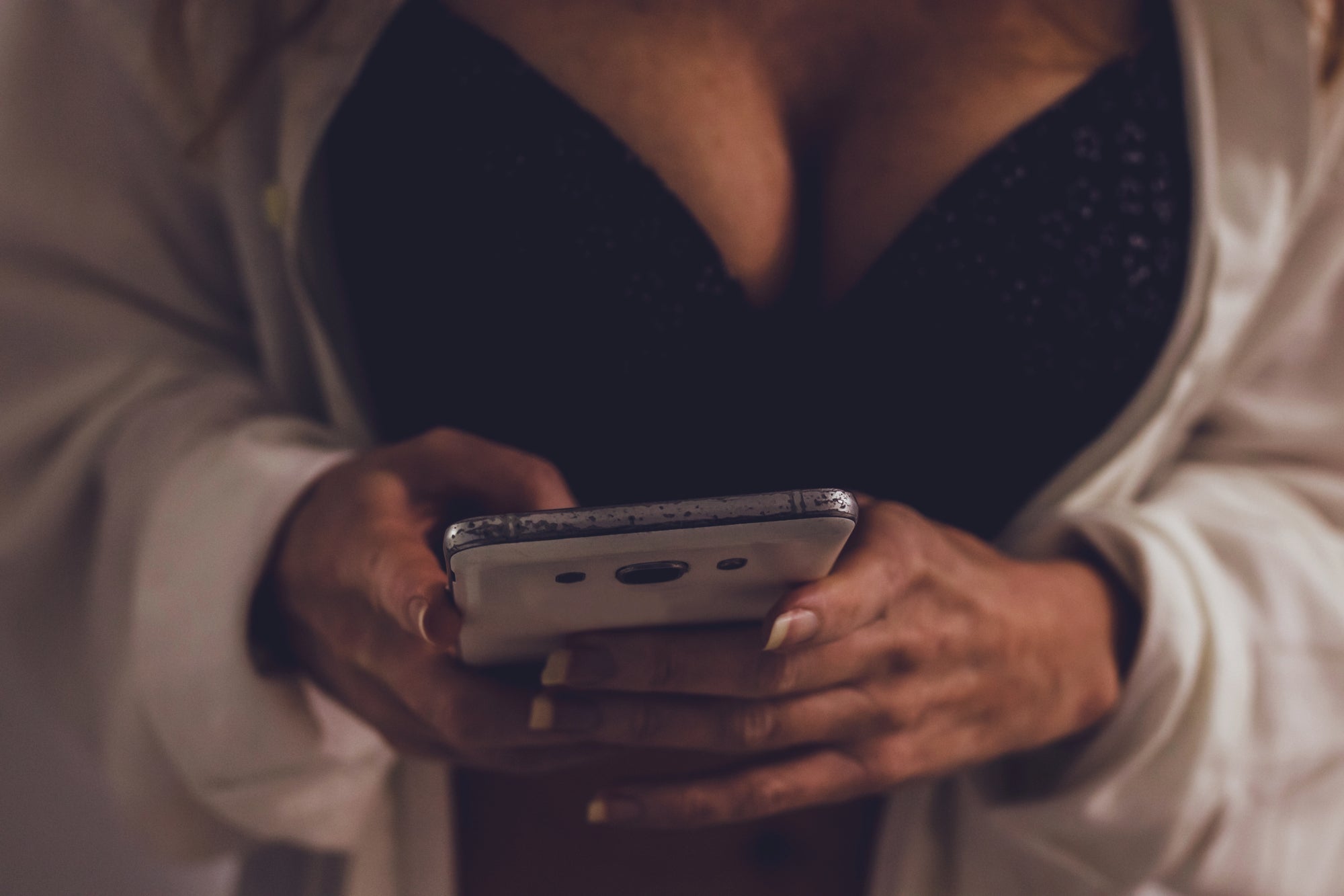 Best Long-Distance Sex Toys: Remote & App-Controlled Toy Guide